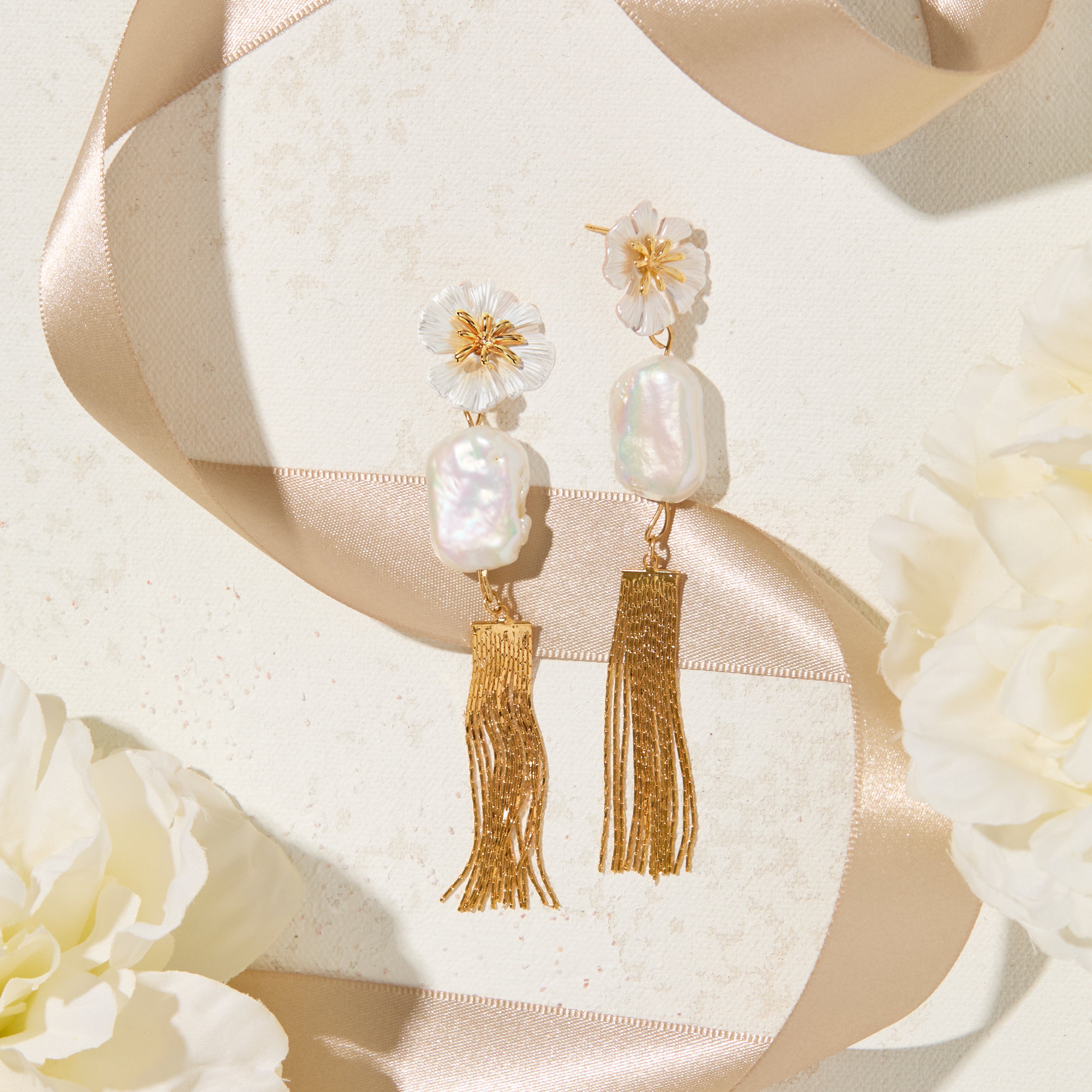 Freshwater Pearl Earrings, Flower Earrings, Gold Fringe Earrings, Mother of Pearl Earrings, Gold Bridal Earrings
