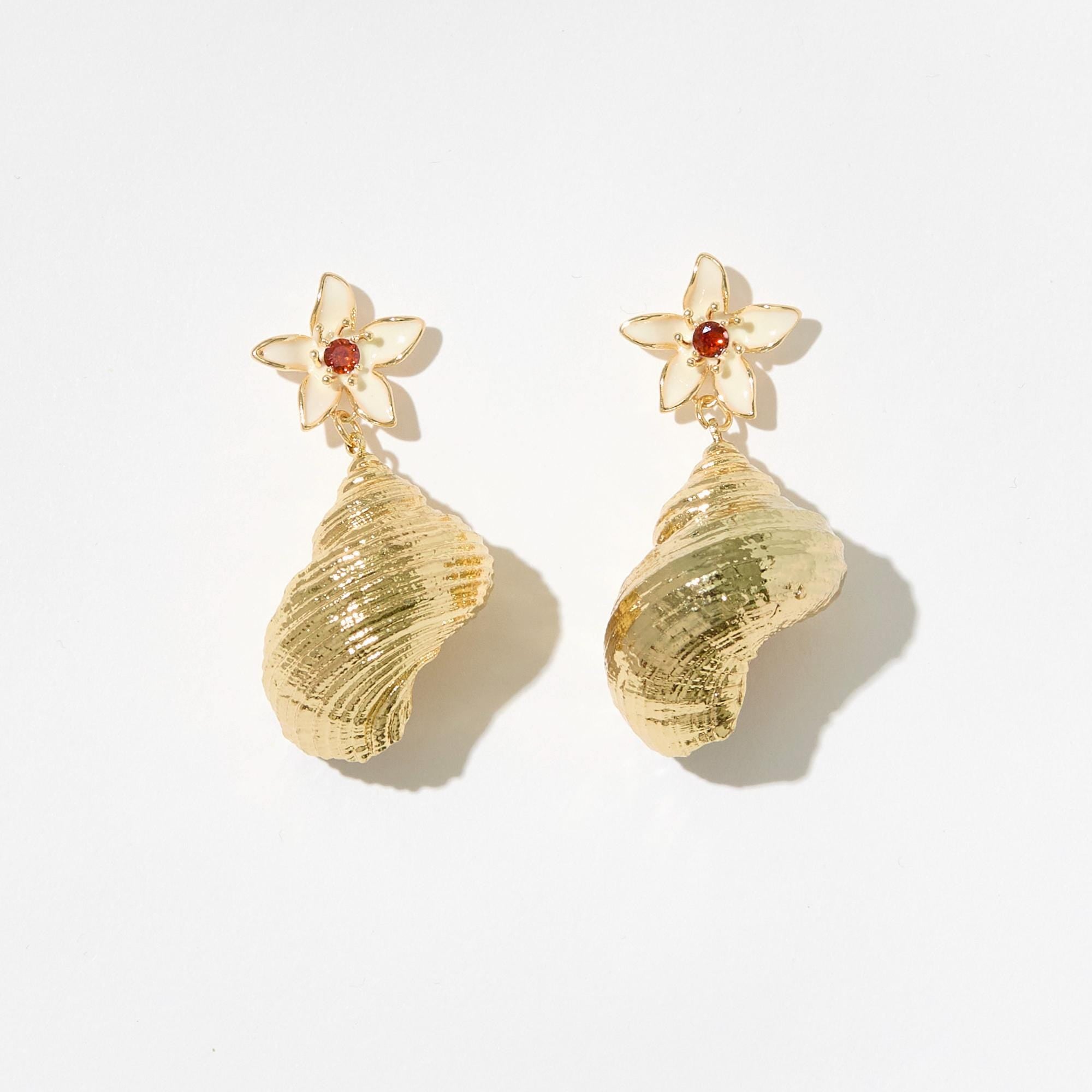 Seashell Earrings - Dangle and Drop Earrings - Summer Beach Jewelry Gift for Her - Coastal Beach Jewelry - Flower Jewelry